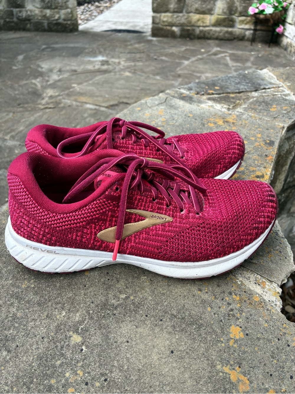Brooks Women’s Revel Athletic Shoes in Burgundy with Gold Logo